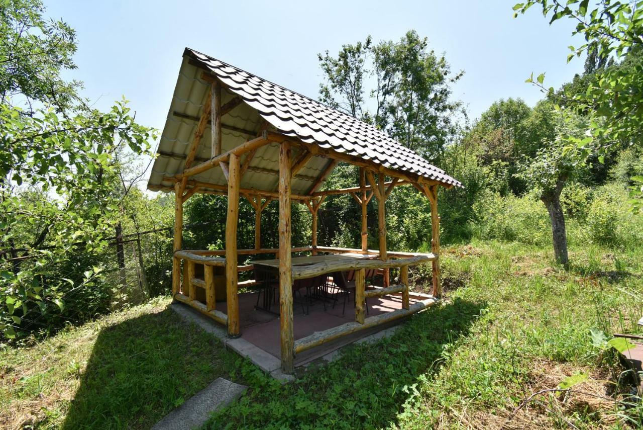 Guest House Arsan Tsaghkadzor Exteriör bild