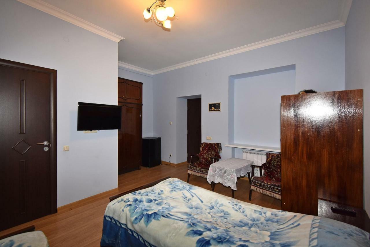 Guest House Arsan Tsaghkadzor Exteriör bild